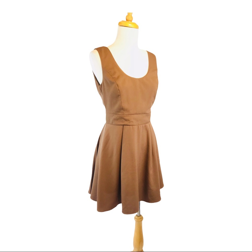 Double Zero Womens A Line Dress Open Pleated Back Bow Brown Size Small - Picture 7 of 15